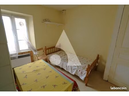 studio 1 pièce 12 m²