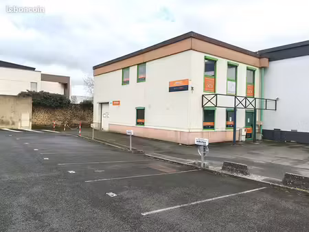 bureaux 223 m² le mans