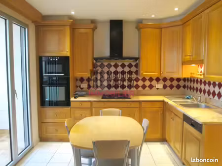 appartement 3 pièces 101 m²