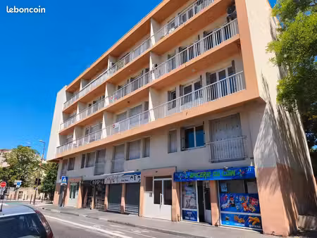 grand t2 44m2 + cave + balcon / affaire à saisir