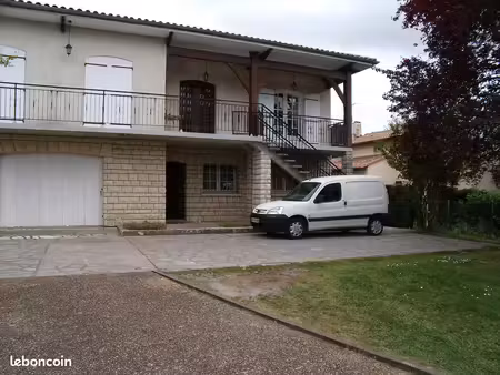 location appartement meuble type 2 au taillan-medoc
