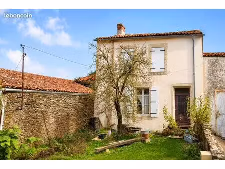 maison à rénover avec dépendances