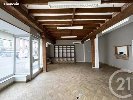 immeuble 60 m² guise
