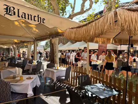restaurant frejus centre-ville la cave blanche (fonds et murs)