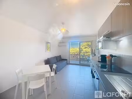 studio 1 pièce 24 m²