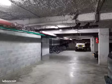 location place de parking
