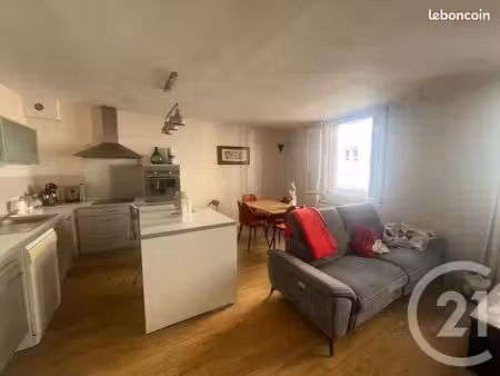 appartement 3 pièces 65 m²