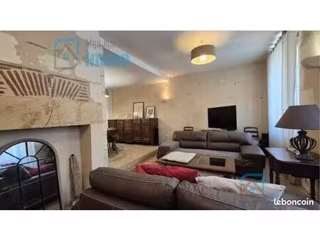 maison 5 pièces 195 m²