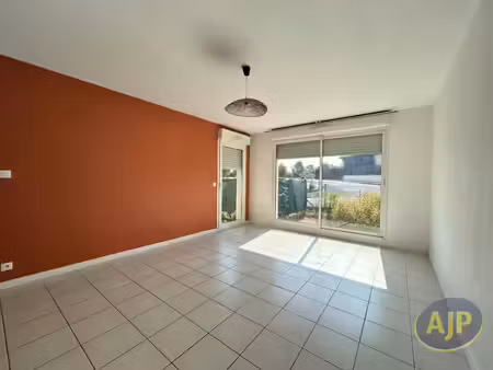 appartement cavignac 3 pièce(s) 54.19 m2