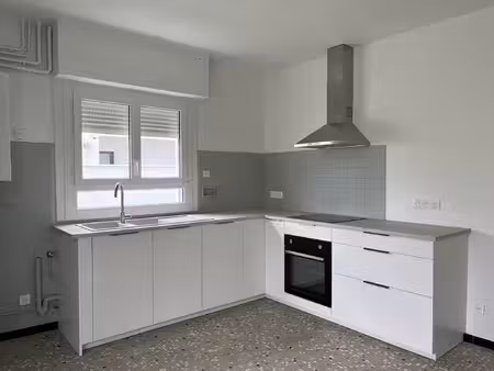 maison agreable renovee avec grand jardin dans secteur calme