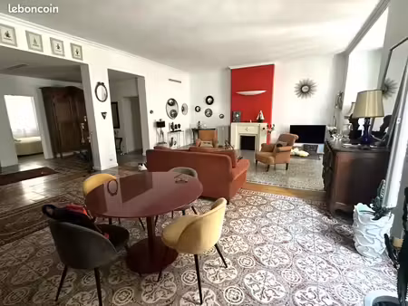 appartement 4 pièces 160 m²