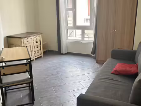 location studio meublé - toulon pont du las