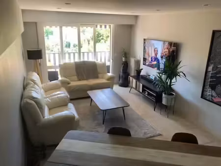 location meublée appartement 2 pièces 55 m² à cannes la bocca (06150), 1 150 €
