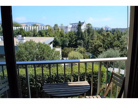 location meublée appartement 2 pièces 60 m² à nice (06000), 1 390 €