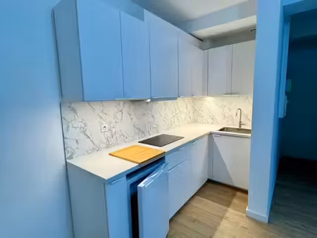 appartement t2 rénové – 42 m² – terrasse – reims (place luton)
