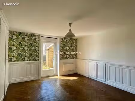 maison 3 pièces 70 m²