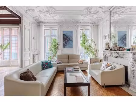 toulouse hyper-centre – secteur capitole / victor hugo – appartement haussmannien avec asc