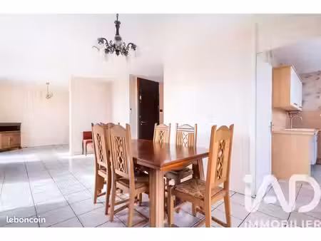 appartement 4 pièces 76 m²