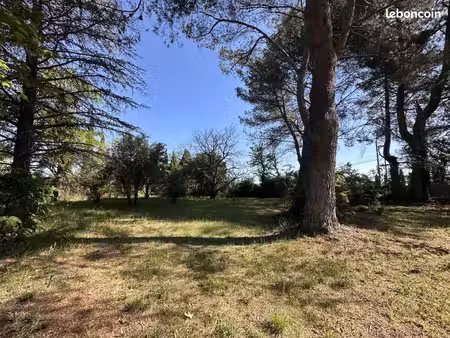 terrain 1 357 m² aix en provence