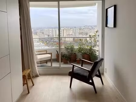 marché de l’olive - studio 24m2 avec grand balcon, refait à neuf