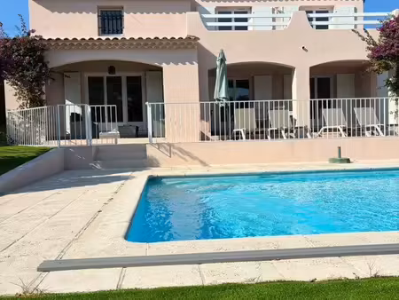 villa somptueuse -piscine -boulouris à louer en meublé 4100/mois