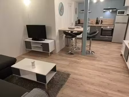 t2 meublé 36 m² refait à neuf avec terrasse – bastia saint-antoine