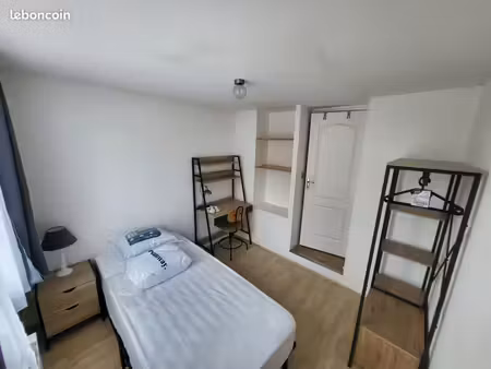 lille porte d'arras - location chambre