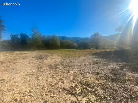 terrain 600 m² toulon