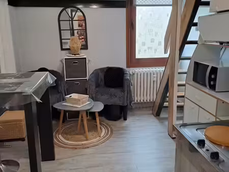 loue studio meublé duplex