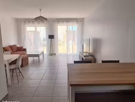 caen nord - maison meublée 79 m2 + 2 parkings à cambes en plaine