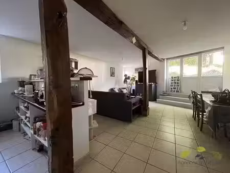 location appartement 4 pièces 100 m² à saint-léonard-de-noblat (87400)