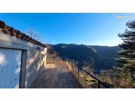 maison type t3 avec terrasse et climatisation