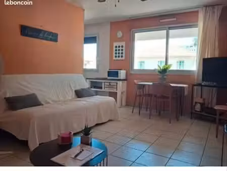 frejus vend studio 70 m plage