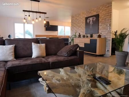 maison 6 pièces 128 m²