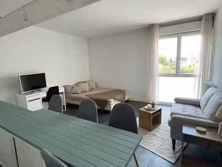 studio saint michel 26m2
