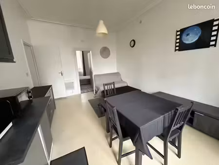 alençon deux pièces 40 m2 meublées très spacieux