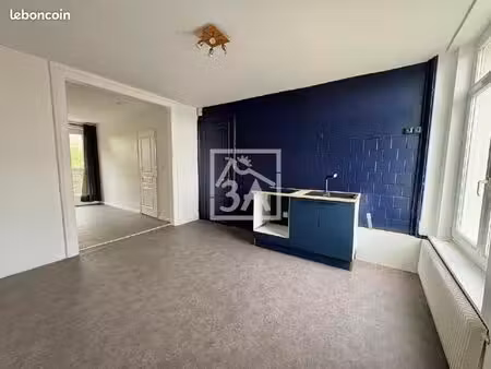 immeuble 8 pièces 210 m²