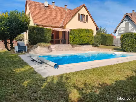 maison familiale avec piscine desjoyaux, jardin et garage double – ittenheim
