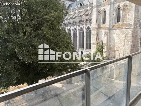 appartement 3 pièces 77 m²