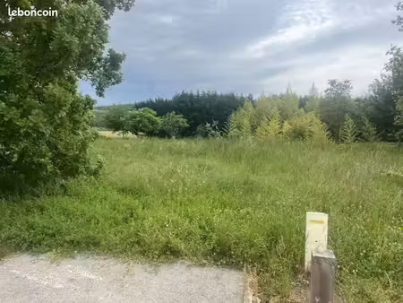 terrain 550 m² bressols
