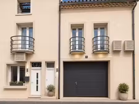 vaison-la-romaine – propriété de caractère rénovée avec appartement, garage de 60 m² et po
