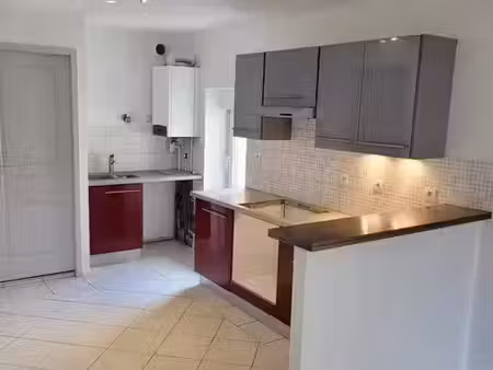 location appartement 3 pièces 60 m² à rillieux-la-pape (69140)