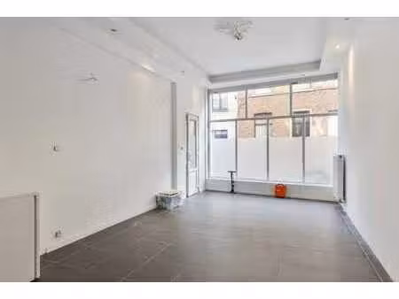 maison avec commerce à vendre à malines.