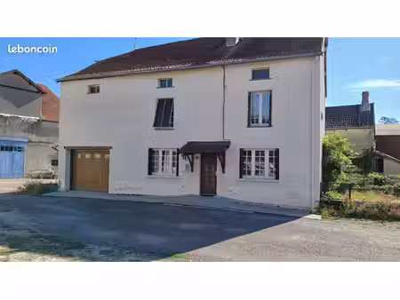 loue maison à st michel