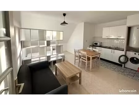 studio 1 pièce 26 m²