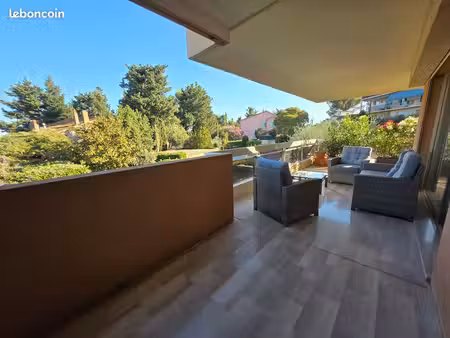 location appartement t3 90m + terrasse 30m + garage