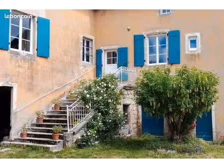 maison entièrement rénovée