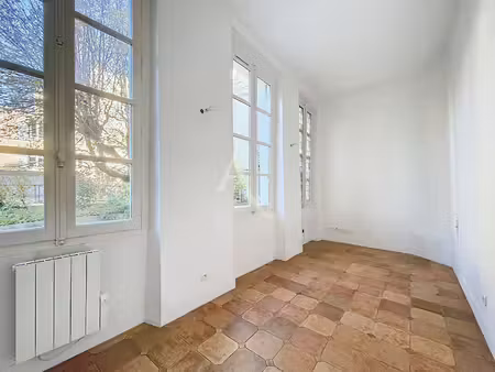 triplex 3 pièces de 57.26 m² - saint-germain-en-laye, centre-ville