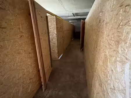 box 6m2 et 9m2 à louer dans garage sécurisé agen