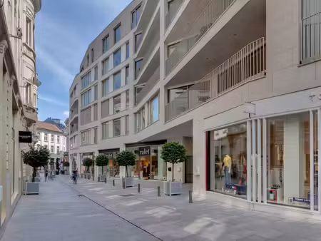 appartement à louer à gent € 1.750 (lqvtt) - makelaarshuys b.v. | zimmo